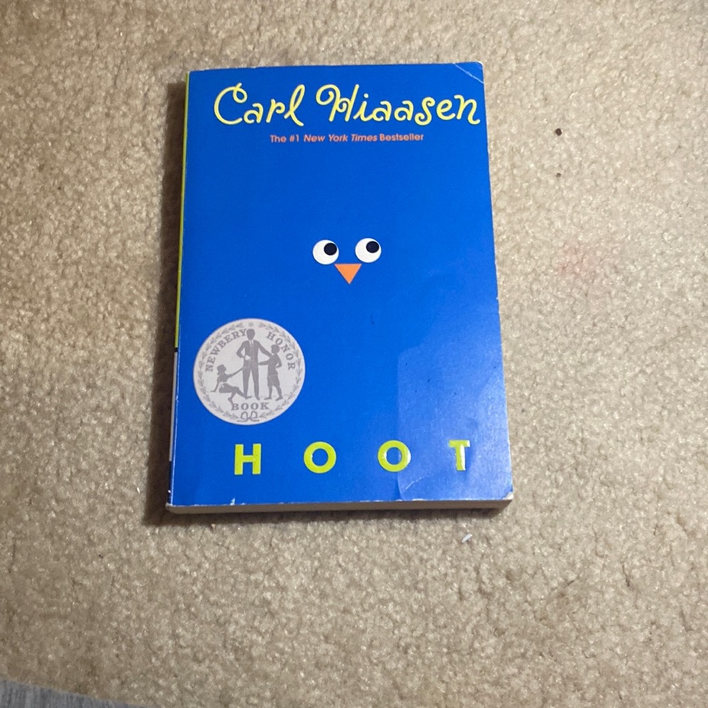Hoot book by Carl Hiaasen
